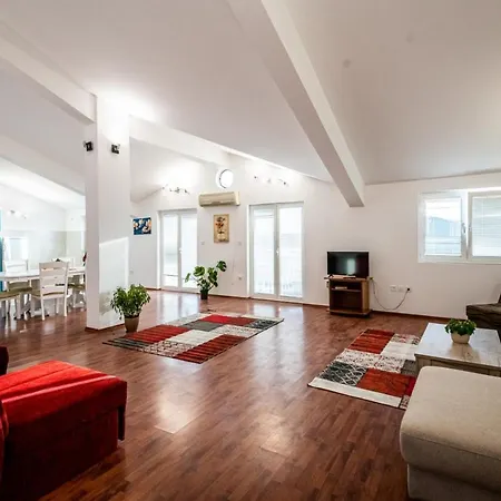 Aparthotel Prijevor Budva